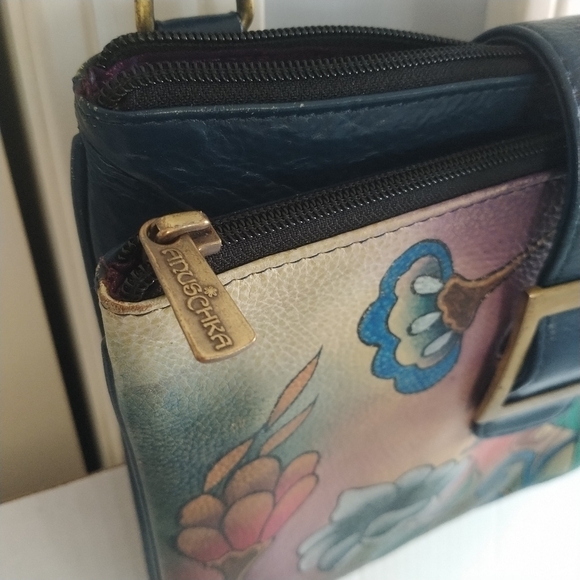 Anuschka Hand Painted Songbird Leather Crossbody Bag - Picture 8 of 14